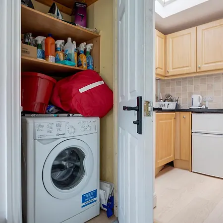 3bed Near Jameson Distillery & Luas Line